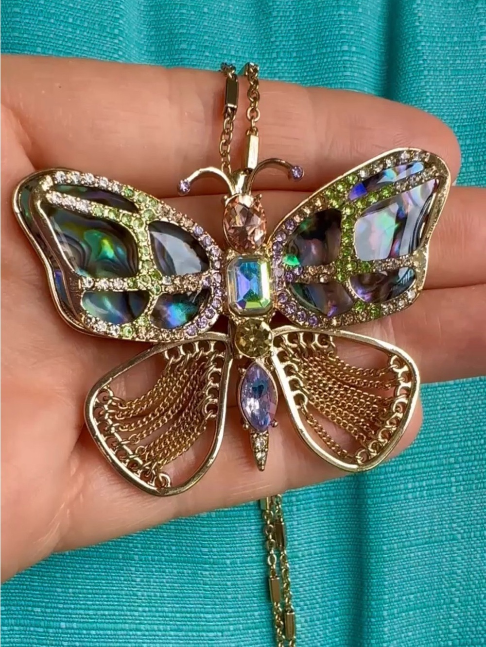BETSEY JOHNSON 2-in-1 Butterfly Broch+Pendant Necklace, 16" + 3" Extender